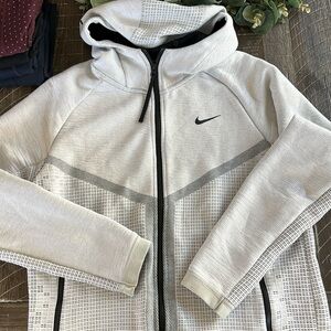 Nike Zip Up